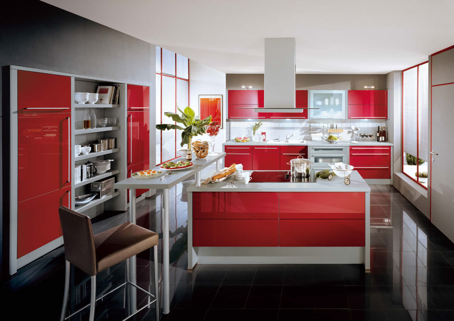 Красный и белый: правильное сочетание в интерьере кухни