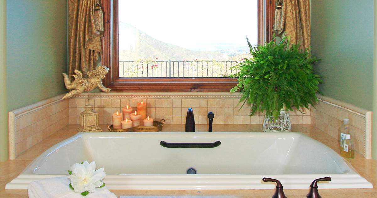 4 незыблемых правила декора маленьких ванных