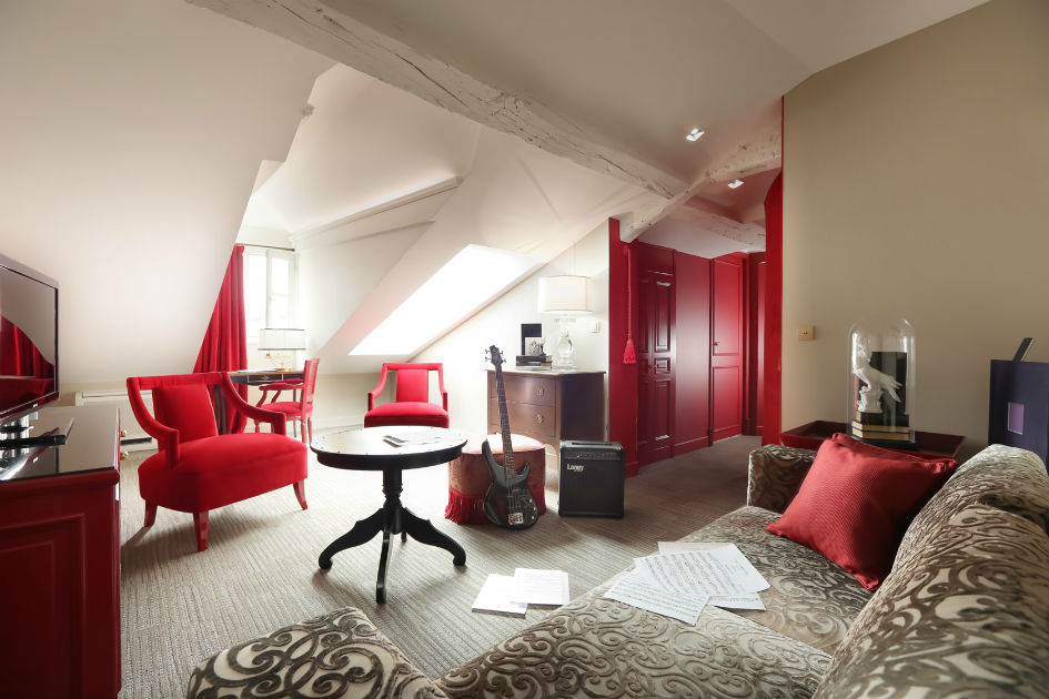 Where to Stay in Paris La Maison Favart 11