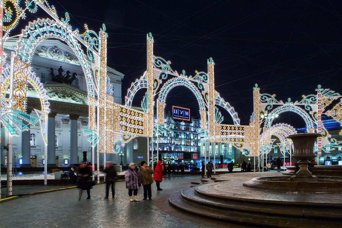 Самые красивые кадры с фестиваля «Рождественский свет» в Москве